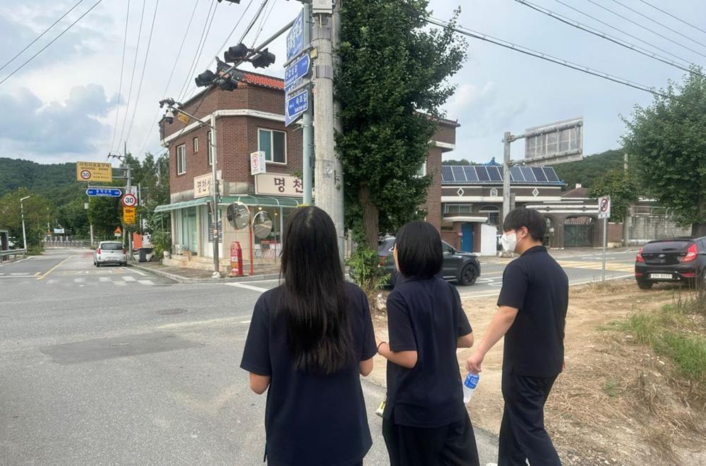 8월 전시 전경 3